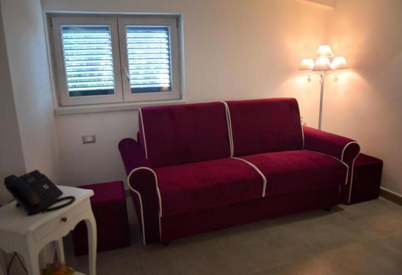 اتاق استاندارد چهار تخته, B&b Gda