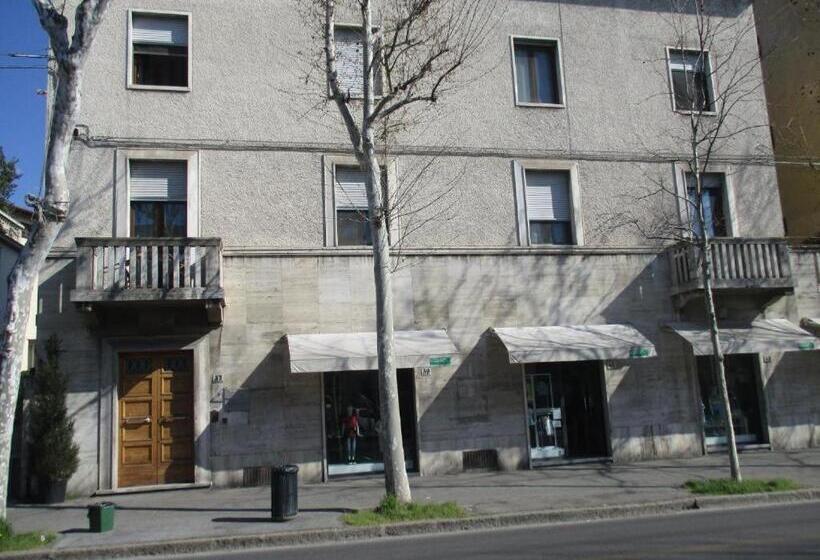 اتاق استاندارد سه نفره, Affittacamere Accasa