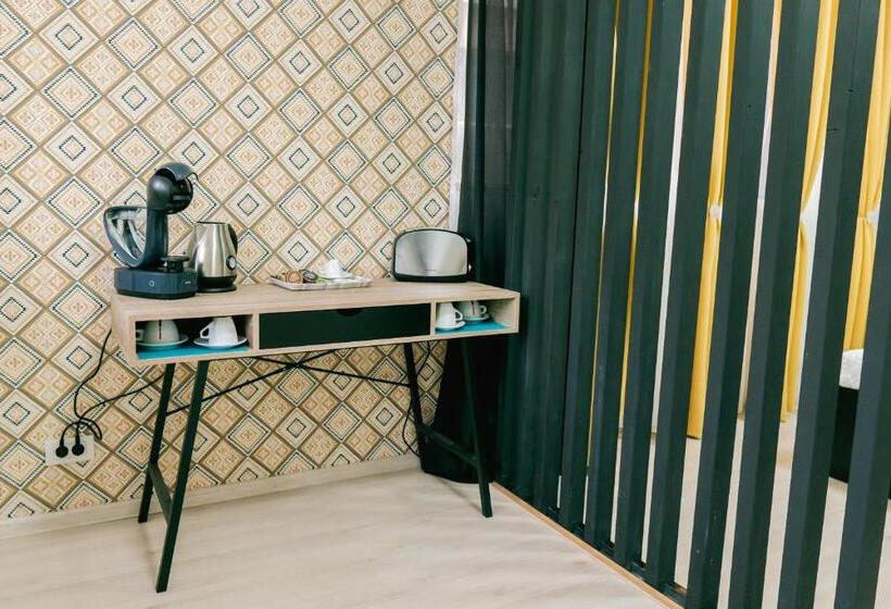 Студия Superior, Chic Studio