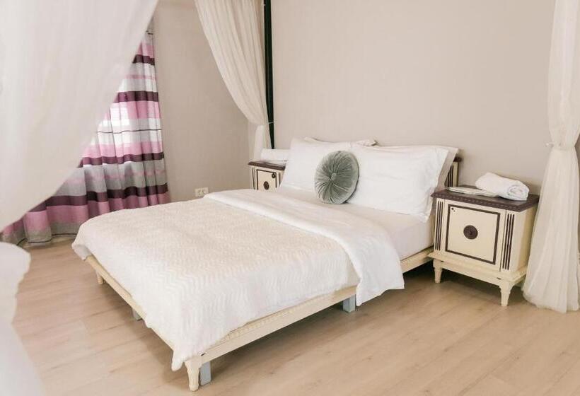 Студия Стандарт, Chic Studio