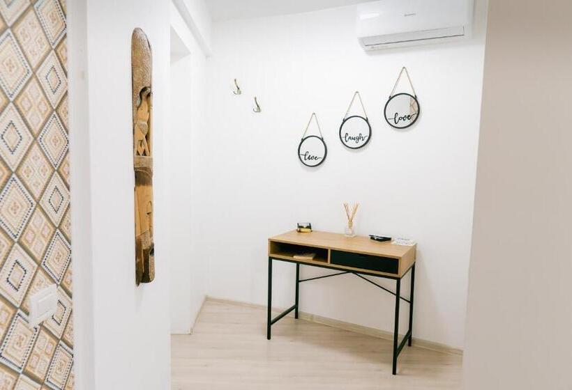 Студия Superior, Chic Studio