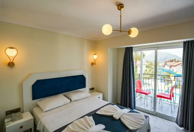 バルコニー付きスタンダードルーム, Blue Pearl Hotel& Villas