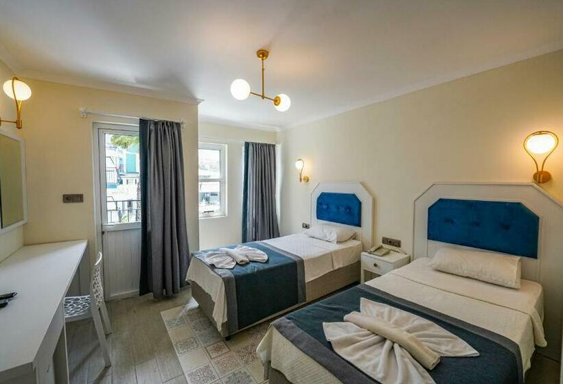 اتاق استاندارد با بالکن, Blue Pearl Hotel& Villas