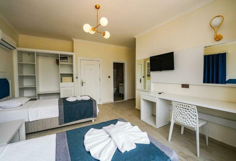 سوییت خانوادگی, Blue Pearl Hotel& Villas