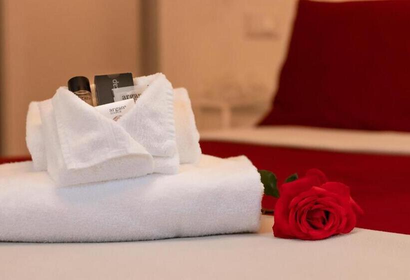 اتاق سوپریور با تخت بزرگ, Chimera Tuscany Resort