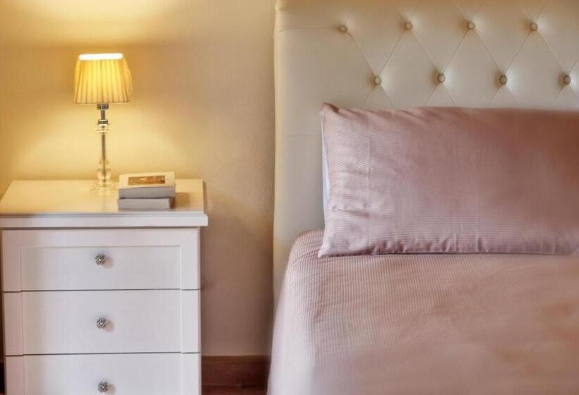 اتاق سوپریور با تخت بزرگ, Chimera Tuscany Resort