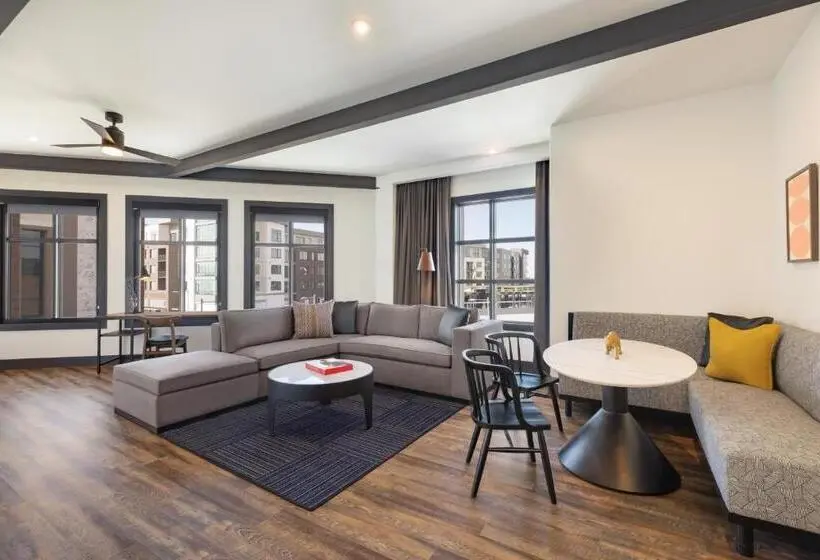 Executive-sviitti King-vuode, Origin Westminster A Wyndham