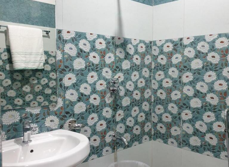 Standardrum, The Ganga Castle