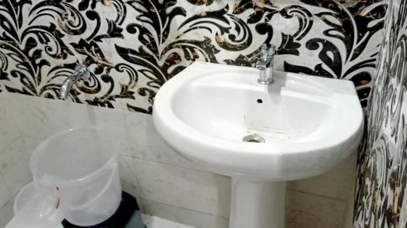 Deluxe Rum, The Ganga Castle