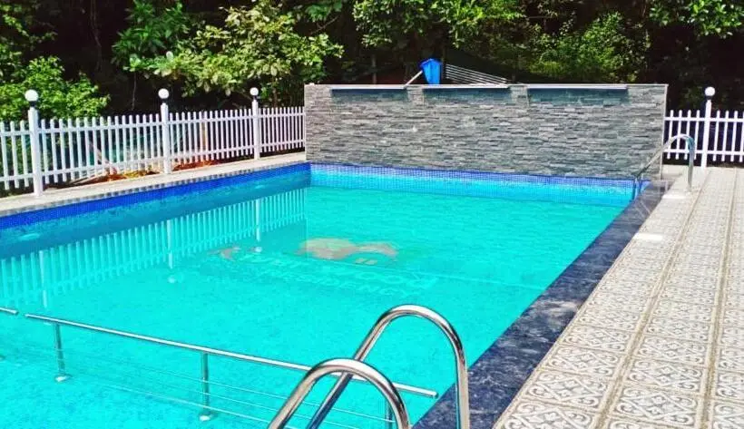 デラックストリプルルーム, Staymaker River Wood Residency