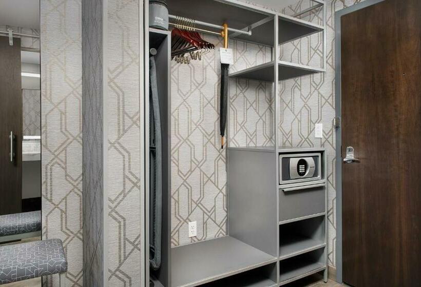 스탠다드 룸, Silver Cloud Hotel Tacoma At Point Ruston Waterfront