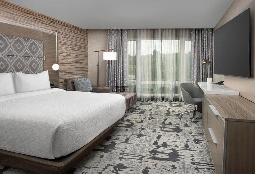 스탠다드 룸 킹사이즈 침대, Silver Cloud Hotel Tacoma At Point Ruston Waterfront