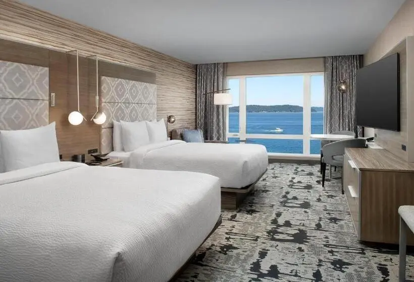 景色の見えるスタンダード４人部屋, Silver Cloud Hotel Tacoma At Point Ruston Waterfront