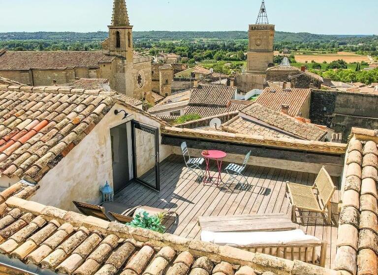 جناح مزود بتراس, La Maison D'aimé