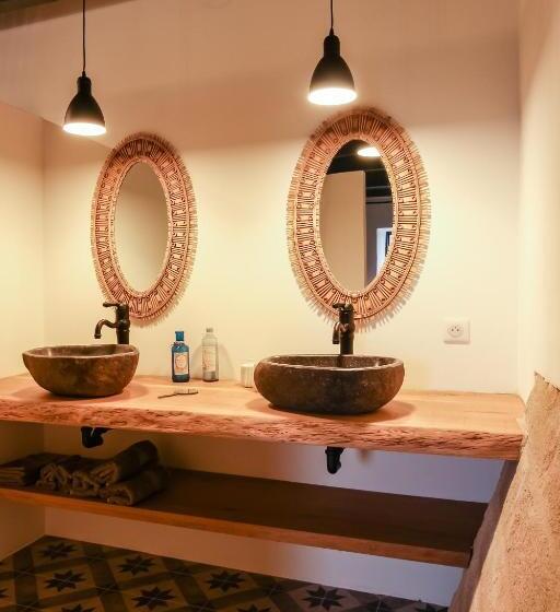 غرفة قياسية, La Maison D'aimé