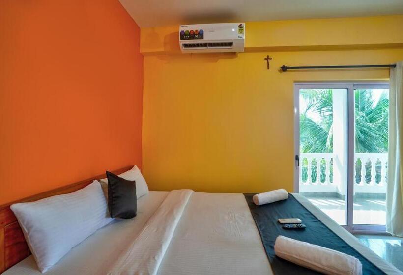 Standard Kolmen Hengen Huone Parveke, Casa De Sale