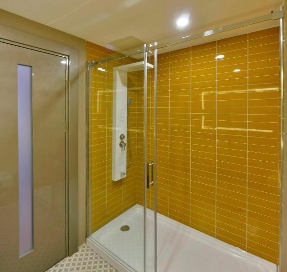 سوییت لوکس, Ghan