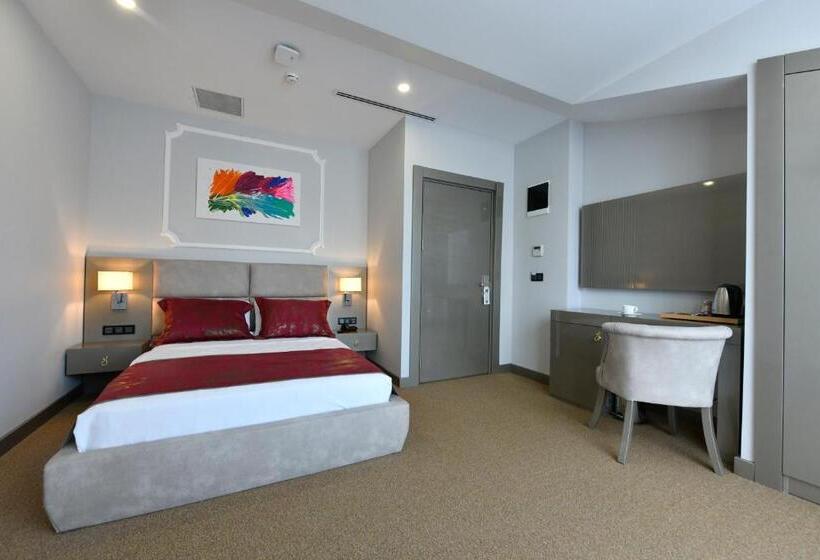 اتاق استاندارد با تراس, Ghan