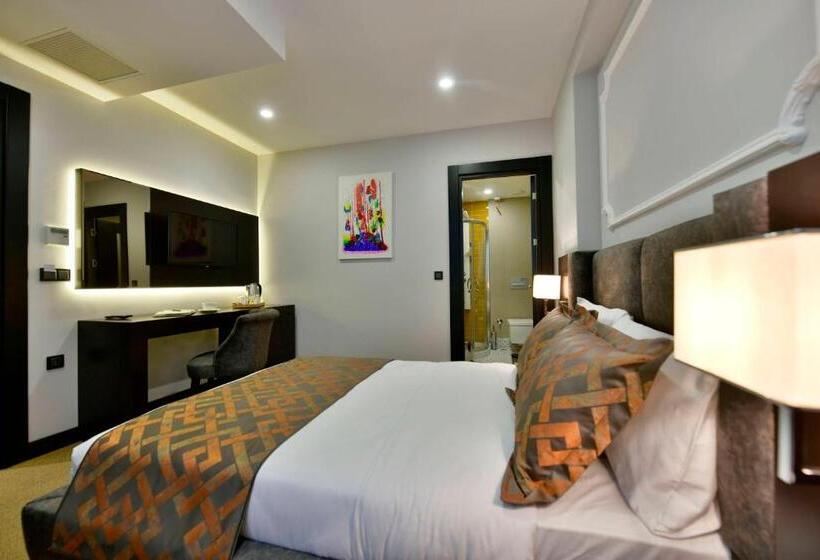 اتاق اکونومی, Ghan