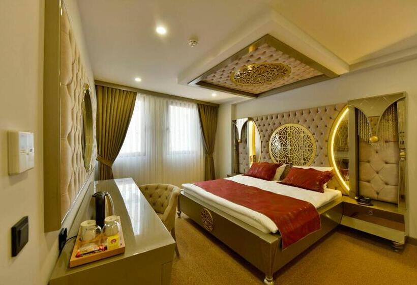 سوییت لوکس, Ghan