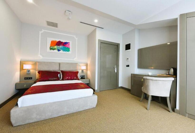 اتاق استاندارد با تراس, Ghan