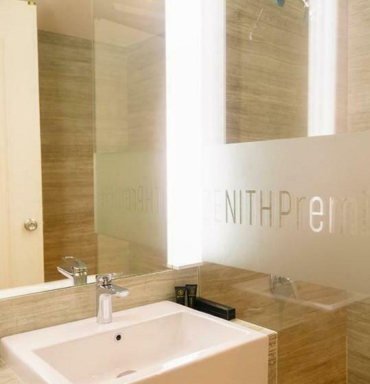 غرفة قياسية, Zenith Premiere Hotel Baubau