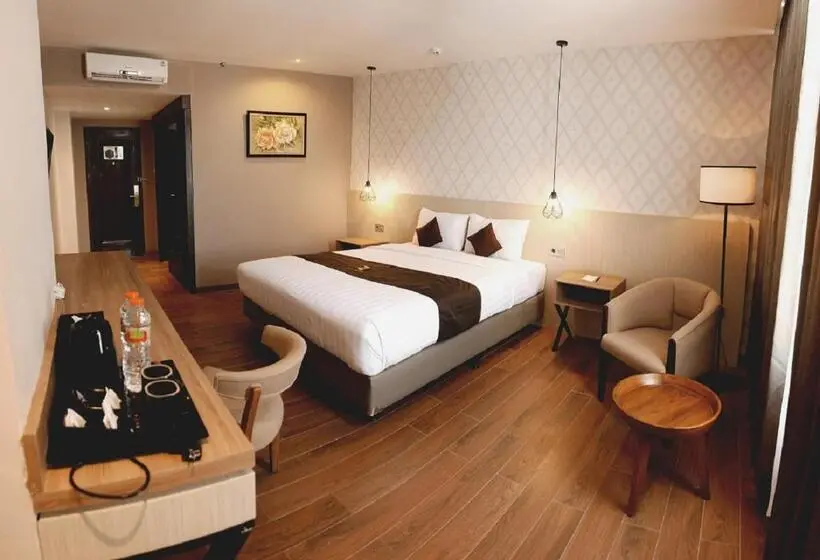 デラックスルーム, Zenith Premiere Hotel Baubau