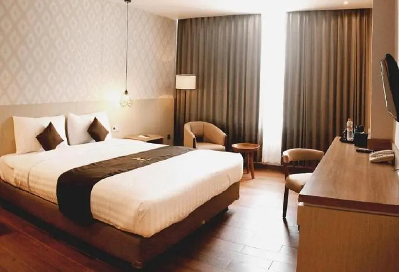 デラックスルーム, Zenith Premiere Hotel Baubau