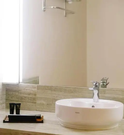 デラックスルーム, Zenith Premiere Hotel Baubau