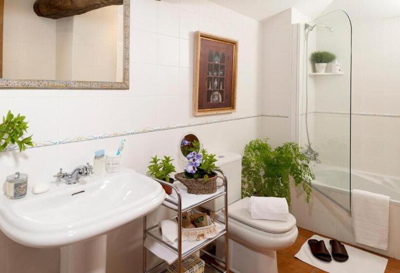 スタンダードルーム, A Casa Da Torre Branca