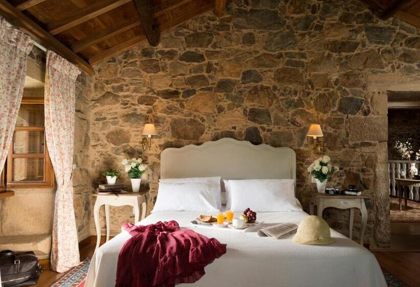 Номер Стандарт, A Casa Da Torre Branca