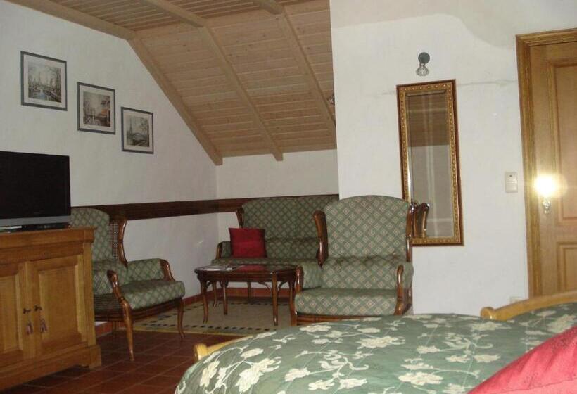 Люкс Повышенной Комфортности, Charme   Hotel Lindenhof