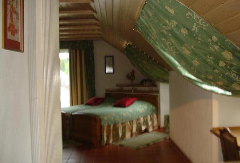 סוויטה דלוקס, Charme   Hotel Lindenhof