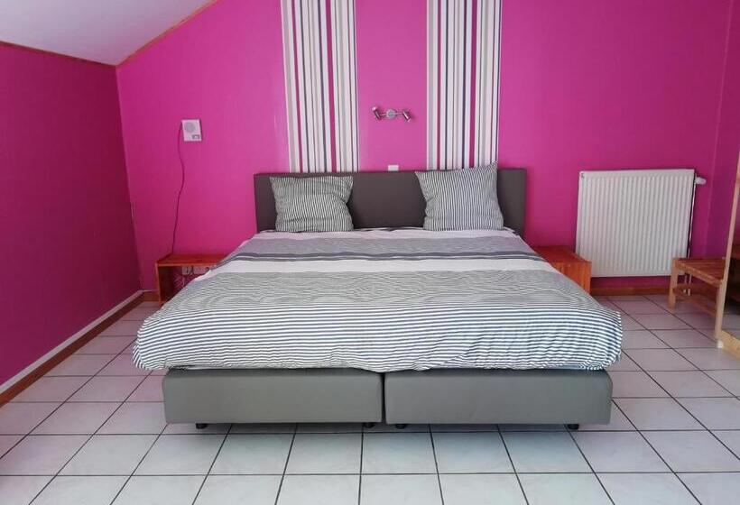 غرفة قياسية, Dry Les Courtis