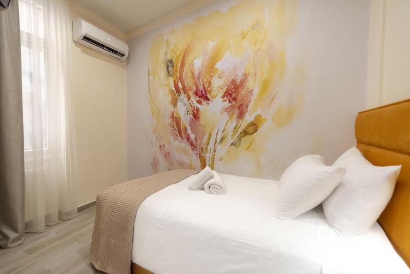 חדר סטנדרט יחיד, Athens Market Portrait