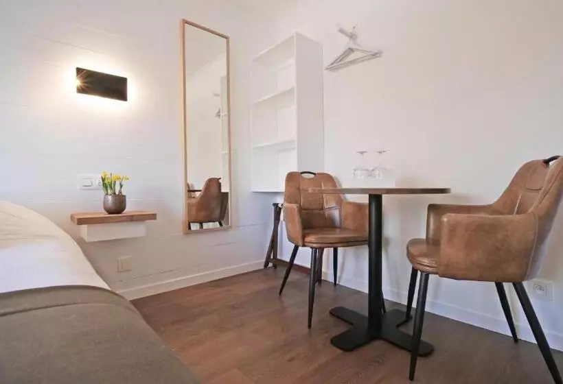 スーペリアールーム, Auberge La Hutte Lurette