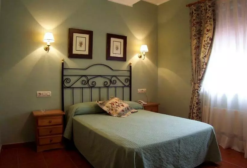 Standard Yhden Hengen Huone, Conjunto Hotelero La Pasera