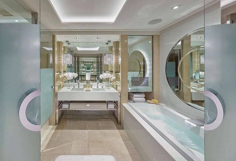 إستوديو قياسى, Crown Towers Melbourne