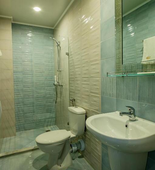 جناح ديلوكس, Elegance