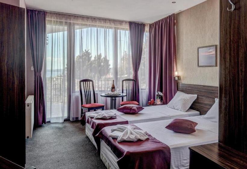 חדר סטנדרט צדדי נוף לים, Ellinis