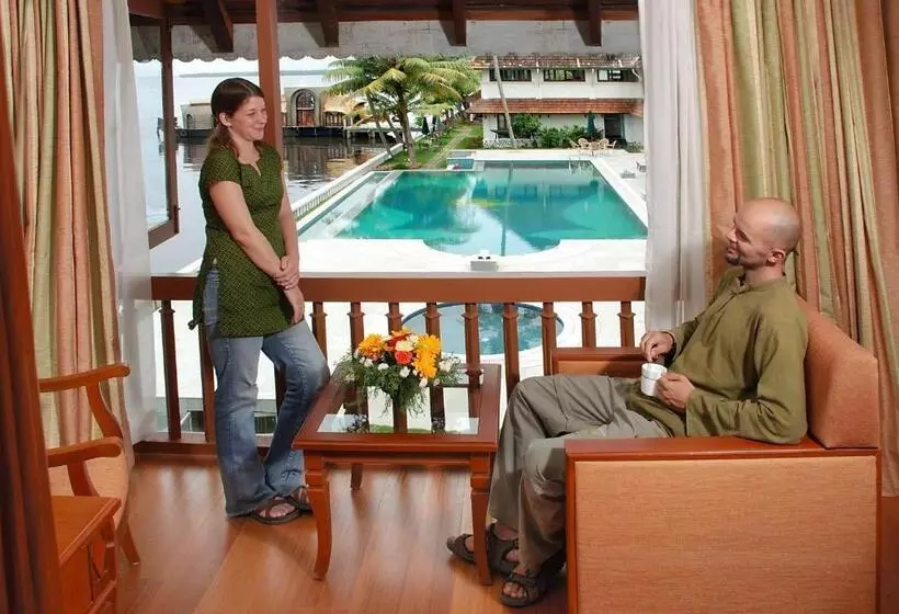 スーペリアールーム, Lemon Tree Vembanad Lake Resort, Kerala