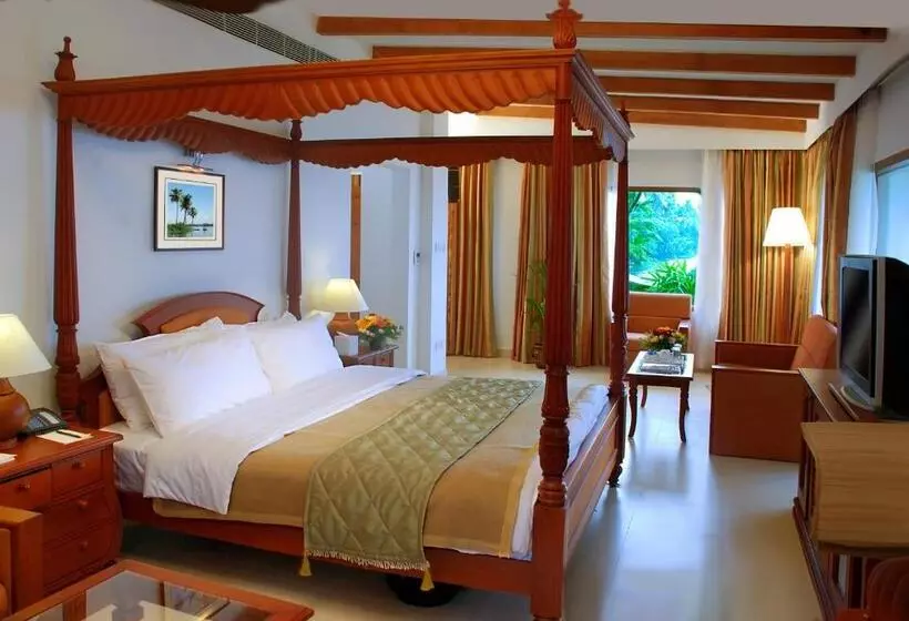 スーペリアールーム, Lemon Tree Vembanad Lake Resort, Kerala