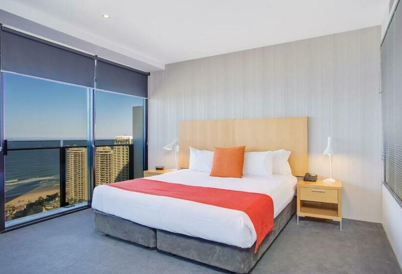 Апартаменты 1 Спальня Вид на Море, Mantra Circle On Cavill