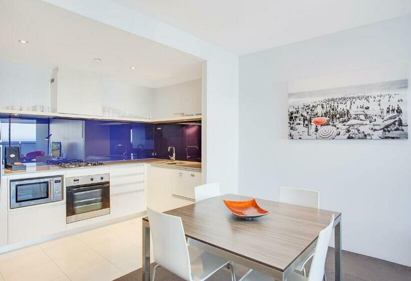 Апартаменты 1 Спальня Вид на Море, Mantra Circle On Cavill