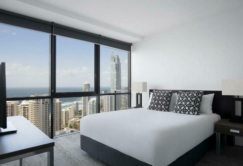 Апартаменты 2 Спальни Вид на Море, Mantra Circle On Cavill