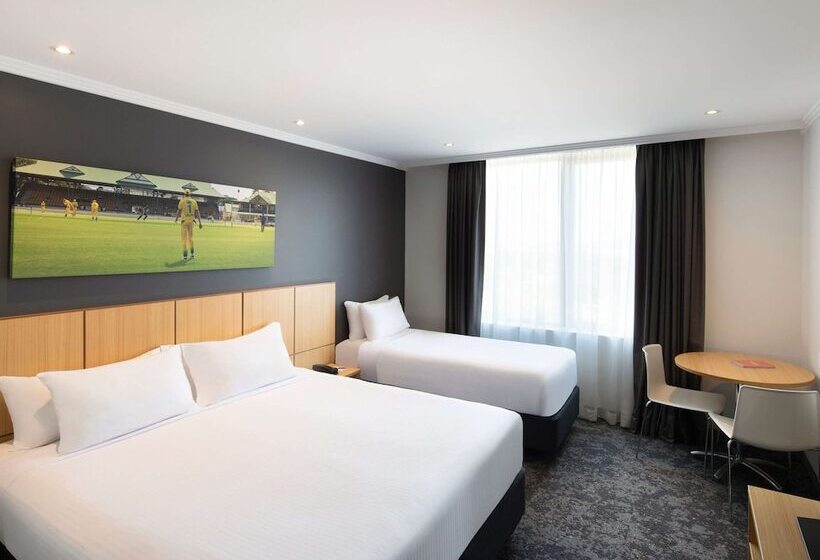Номер Стандарт, Mercure Sydney Bankstown