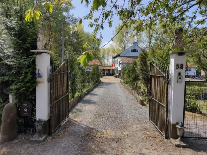 منزل غرفة نوم واحدة, Moulin De Moxhe Micro Gîte Et Gîte Bed & Dreams