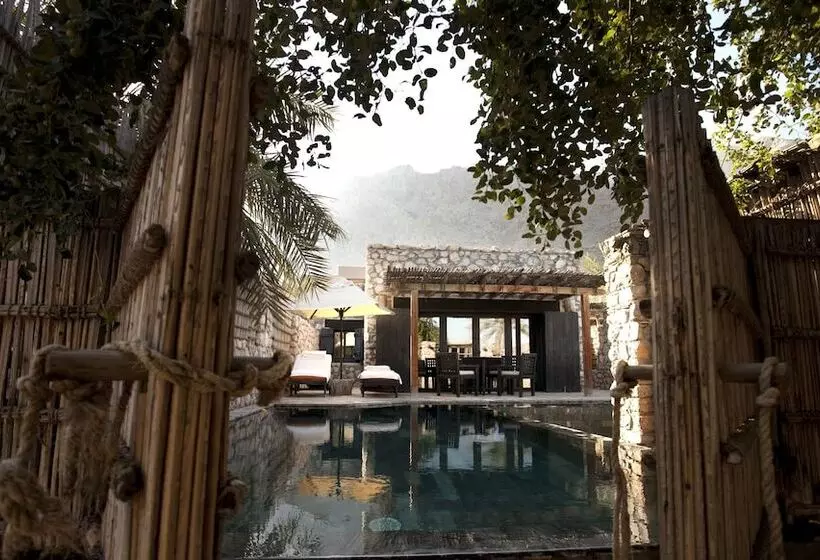 ویلای یک اتاق خوابه با استخر شنا, Six Senses Zighy Bay