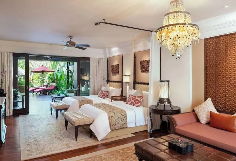 سوییت با چشم‌انداز باغ, The St. Regis Bali Resort
