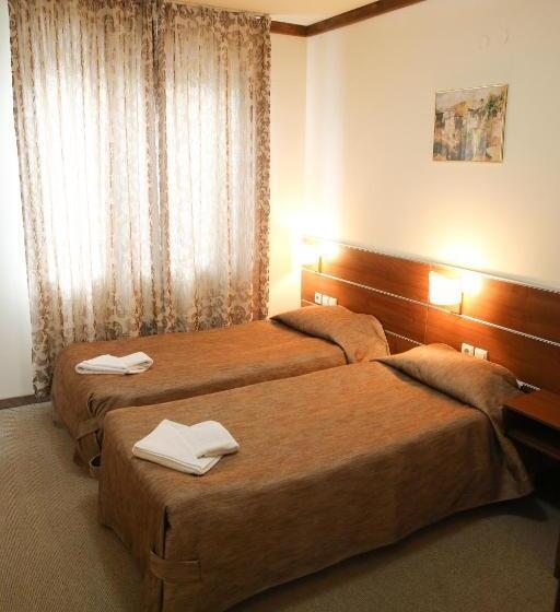 דירת שני חדרים, Vihren Royal Palace